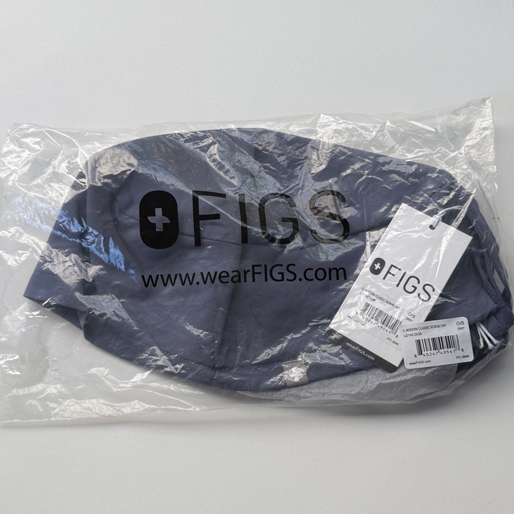 FIGS scrub cap space Navy